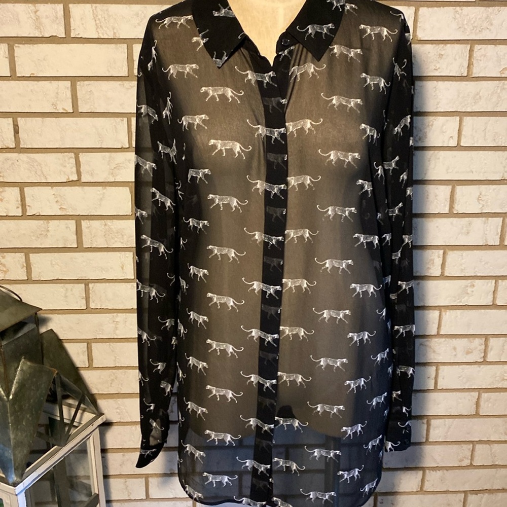 Lane Bryant / Black w/white leopards, split bottom back. Size 18/20
